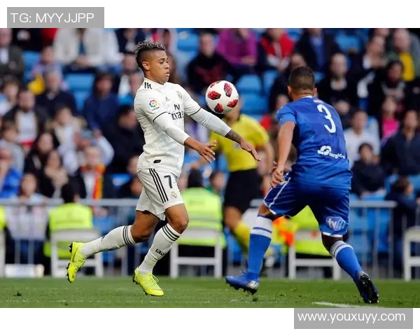 巴伦西亚在国王杯赛场的辉煌历程与挑战解析 巴伦西亚在国王杯赛场的辉煌历程与挑战解析