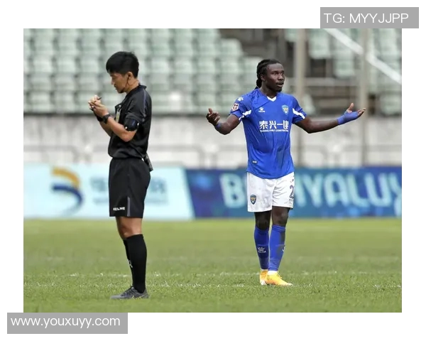 广州富力迎战泰州远大争夺中甲联赛关键三分之战