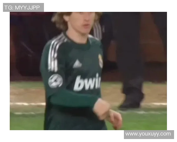 曼联与皇马热身赛精彩瞬间视频回顾全场比赛亮点与精彩进球合集