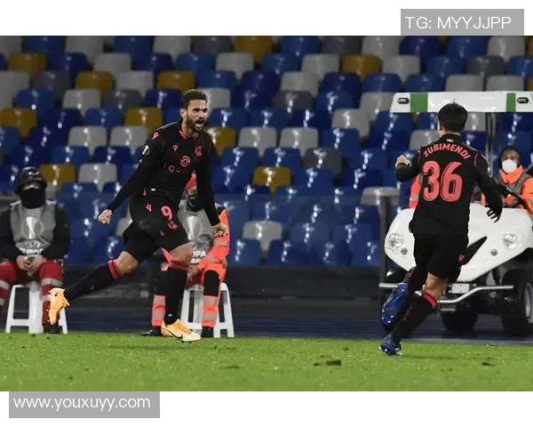 邓多克与阿尔克的精彩对决比分揭晓，赛场上的激烈角逐让人热血沸腾