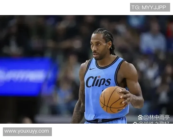 马刺与快船激战正酣4月23日精彩对决引发球迷热议 马刺与快船激战正酣4月23日精彩对决引发球迷热议