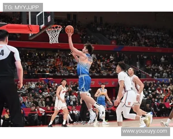 2016年CBA季后赛新疆队对阵上海队精彩回顾与赛况分析