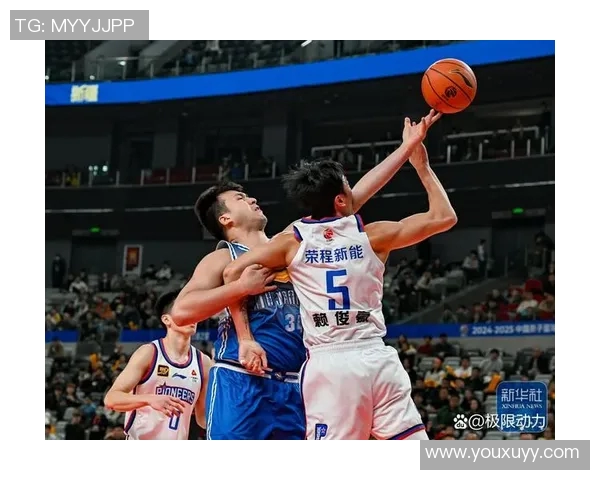 上汽集团与延边北国马布里激战正酣谁将赢得这场篮球盛宴 上汽集团与延边北国马布里激战正酣谁将赢得这场篮球盛宴